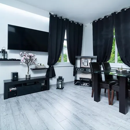 Chanel Chopina Apartment Sopot